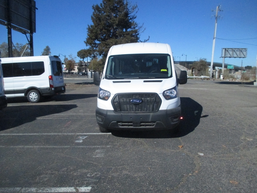 New 2025 Ford T350 XL Wagon MR 148 WB”