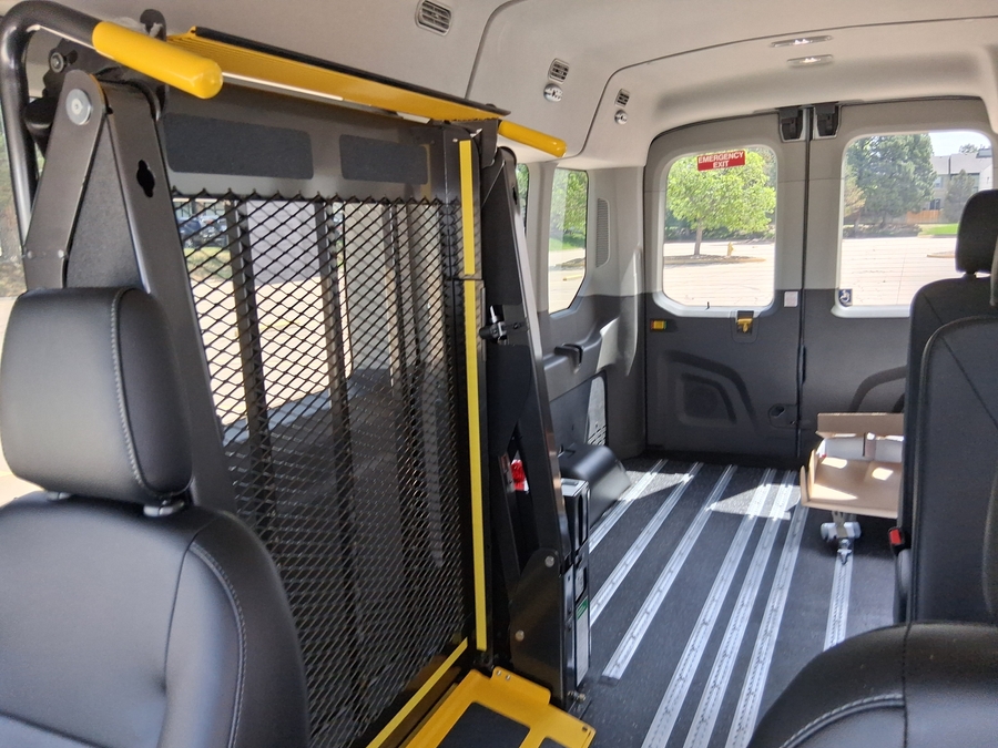 New 2025 Ford T350 XL Wagon MR 148 WB”