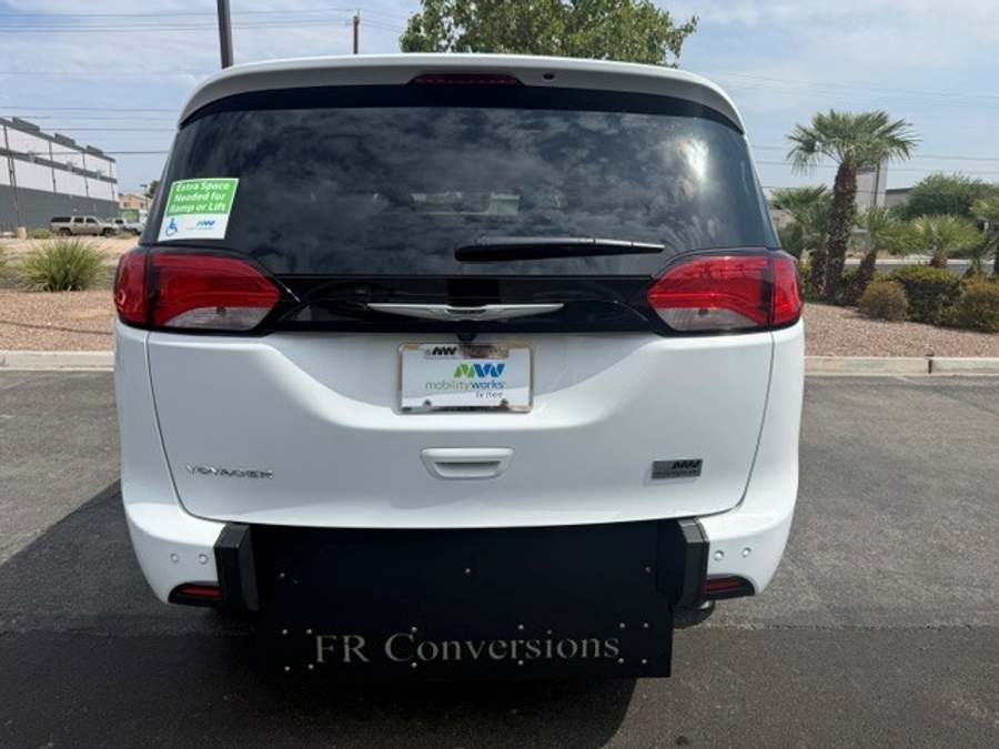 New 2026 Chrysler Voyager LX