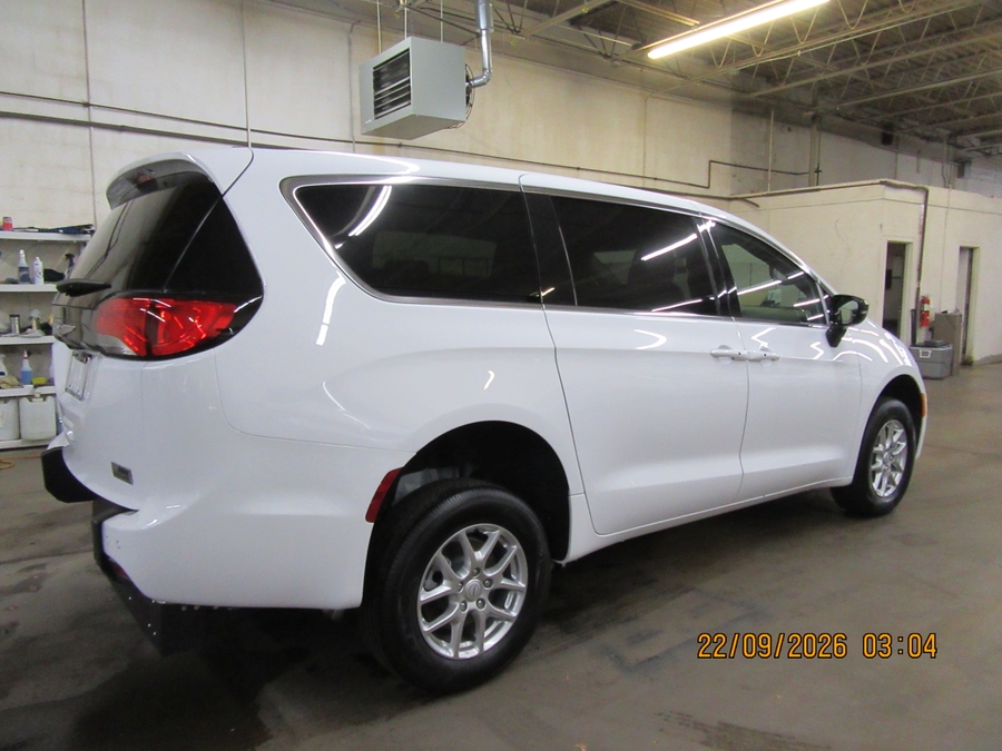 New 2026 Chrysler Voyager LX