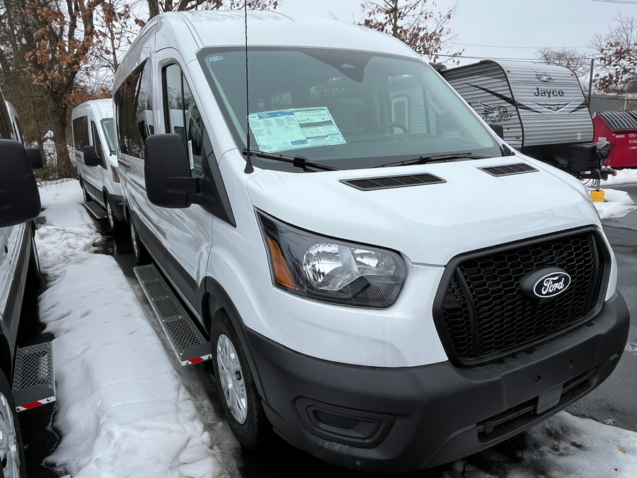 New 2026 Ford T350 XL Wagon MR 148 WB”